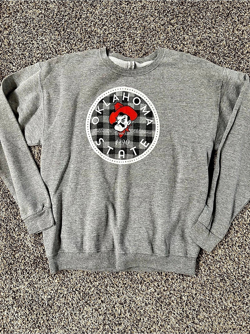 OSU, Oklahoma State University, Cowboys Gray Graphic Sweatshirt Size Large